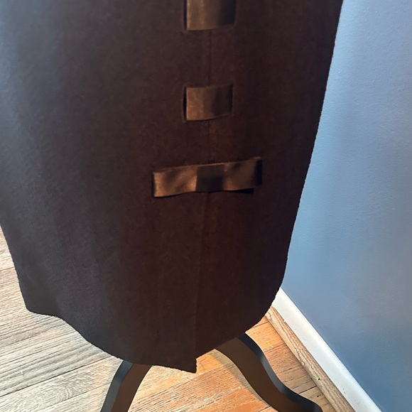 St John Couture with ribbon bow down the back skirt - Picture 8 of 13